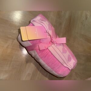 Stoney clover lane Pink Heart-Patterned Beach towel